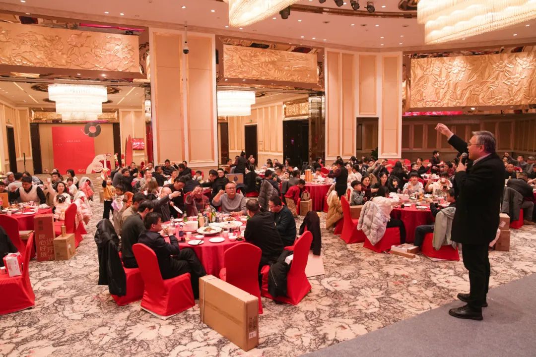 精誠2025新春年會暨20周年慶典圓滿落幕 精誠2025新春年會暨20周年慶典圓滿落幕