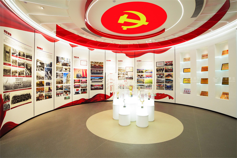 西北水電及新能源科技產(chǎn)業(yè)中心展覽館落成